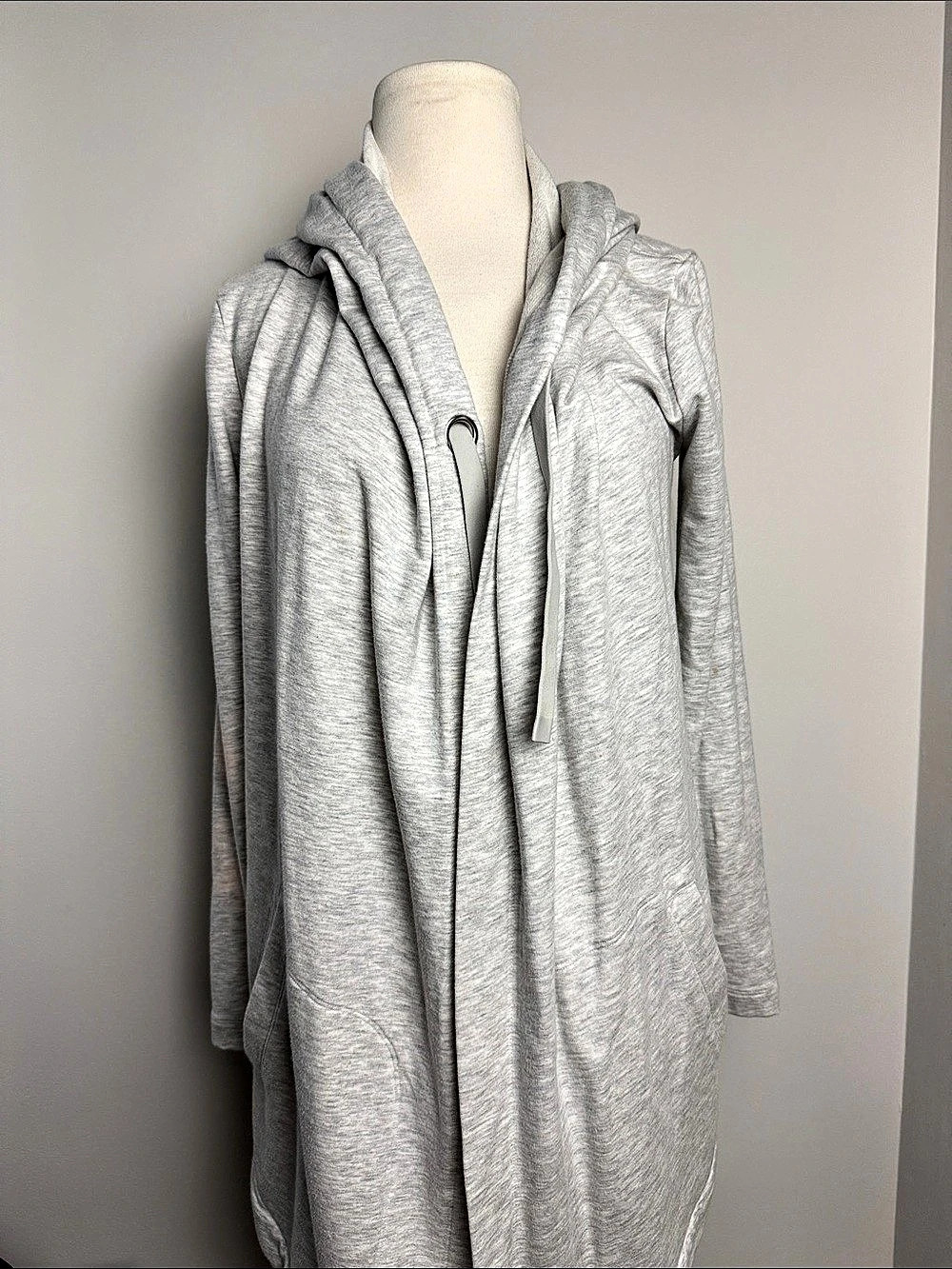 Athleta Women's Light Gray Hooded Long Sleeve Open Wrap Jacket Pockets Size XXS